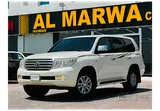 Toyota Land Cruiser GXR  2011 V8